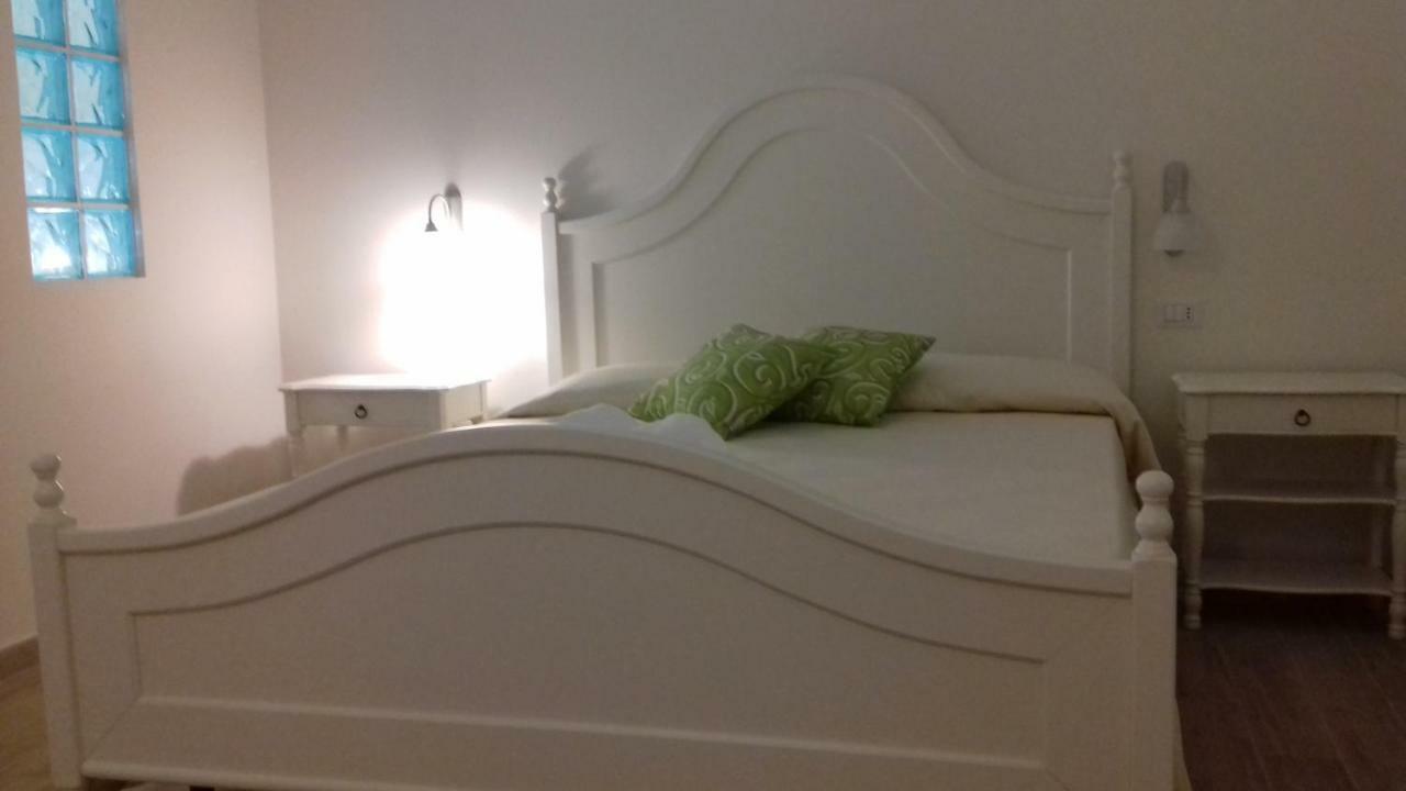 パリヌロ A Casa Di Nene Bed & Breakfast エクステリア 写真
